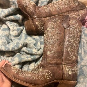 Corral boots size 41/2 I wore them once for a wedding